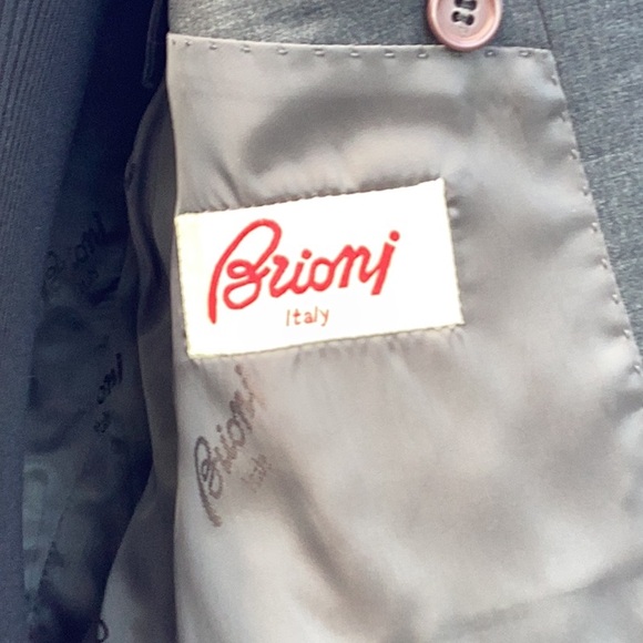 Vintage Brioni jacket made in Italy, wool/cashmere blend, IT. 48, US 38/40. - Picture 8 of 10